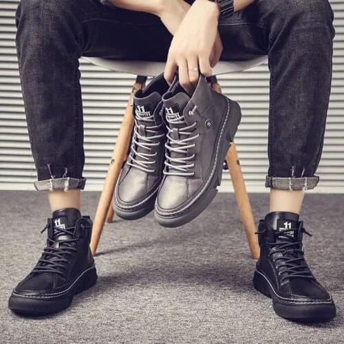 2020 Winter New Mens High Top Mens Shoes Black Shoes Boots Work Clothes Pure Black Tide Boots Men British Style Boots Men