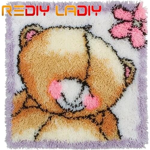 Latch Hook Rug Kits Crocheting Carpet Rug Bear Flowers Acrylic Yarn Printed Color Canvas Cushion Mat Crochet Tapestry Sofa Decor