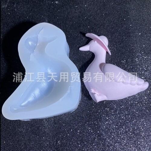 Straw hat automobile air conditioning outlet aromatherapy clip silica gel mold DIY decorative ornament mold 17-272