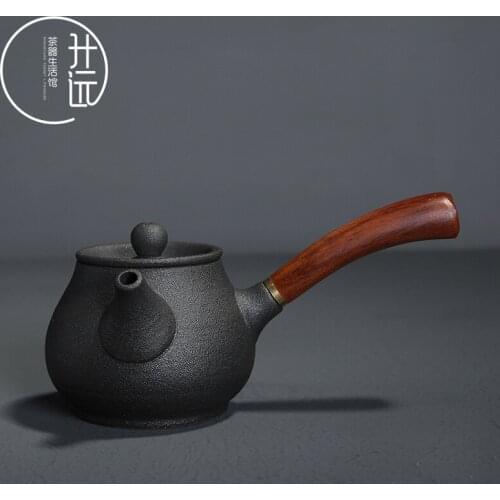 Crude black pottery side pot handmade Japanese antique wooden handle Pu er tea maker ceramic Kung Fu tea set teapot ceremony