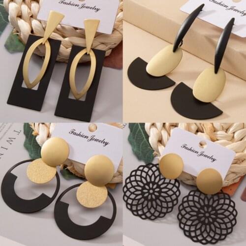 New Korean Acrylic Womens Earrings Statement Retro Geometry Gold Black Pendant Earrings 2021 Womens Wedding Fashion Jewelry