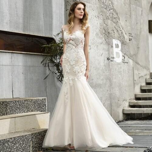 Sweetheart Wedding Dresses Light Champagne lace Applique Mermaid Ivory Lace Bride Trailing Vestido De Noiva