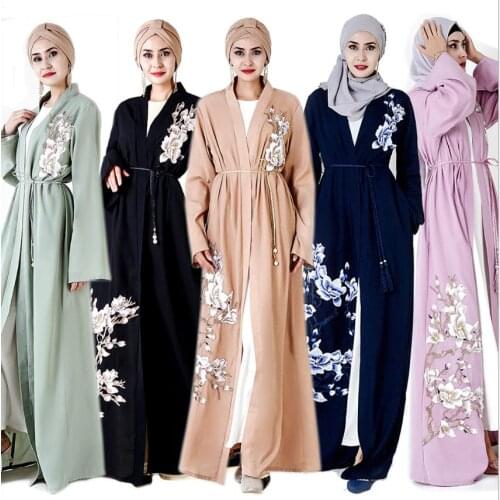 Muslim abayas linen fabric flowers embroidery cardigan abaya Arab muslim abaya Dress Musical Robe prayer big swing dress wq258