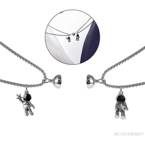 2Pcs Cute Women Astronauts Magnet Attraction Pendant Couple Necklace Friendship Jewelry Creative Cool Chain Necklaces Wholesales