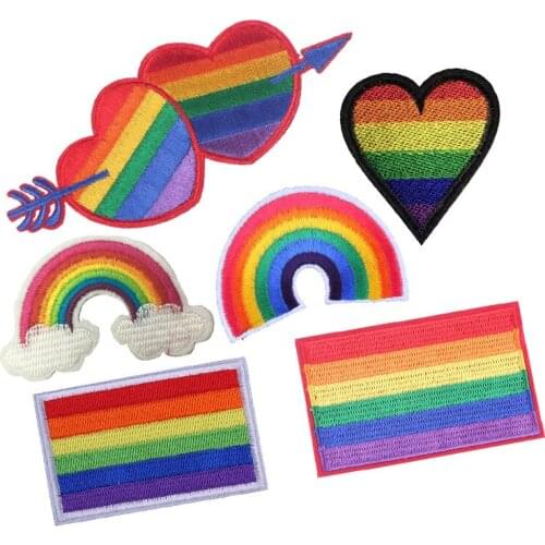 20pcs/lot Embroidery Patches for Clothing Love Gay Rainbow Heart Clothing Decoration Accessories LGBT Flag Iron Heat Transfer