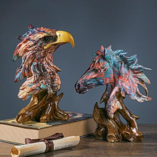 Eagle Horse Lion Sculpture Ornament Color Oil Painting Resin Statue For Interior Home Decor Model Creative Living Room Crafts