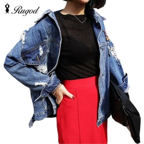 RUGOD 2018 Vintage Fashion Wash Water Denim Jacket badge Loose BF Denim Coat Hole Female Outerwear Plus Size Chaquetas Mujer