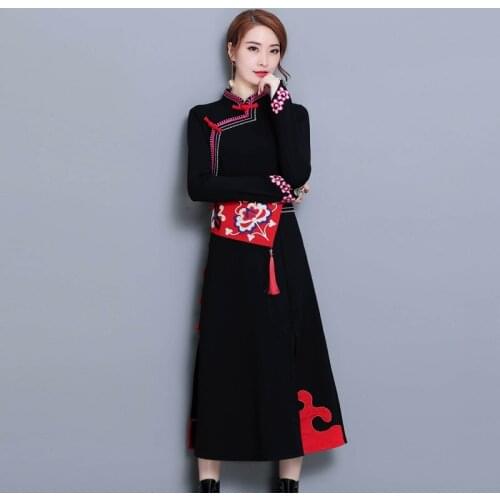 Retro Chinese Style Loose Plus Size Long Sleeve Cheongsam Dress Embroidery Black Autumn Ethnic Style Chinese Dress Qipao 11567