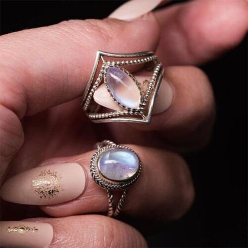 2019 New Classic Vintage Stylish Hollow Big Horse Eye With White Fire Opal Rings For Women Wedding Engagement Ring Anillos Gifts