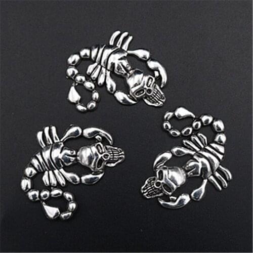 8pcs Silver Plated Metal Scorpion King Skeleton Charm Halloween Punk Necklace Bracelet DIY Metal Jewelry Pendants 38*32mm A1552