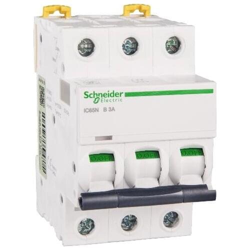 A9F17303 IC65N 3P B3A 3P | 3A | B | 6KA IC65N miniature circuit breaker, B curve, 3P, 3A