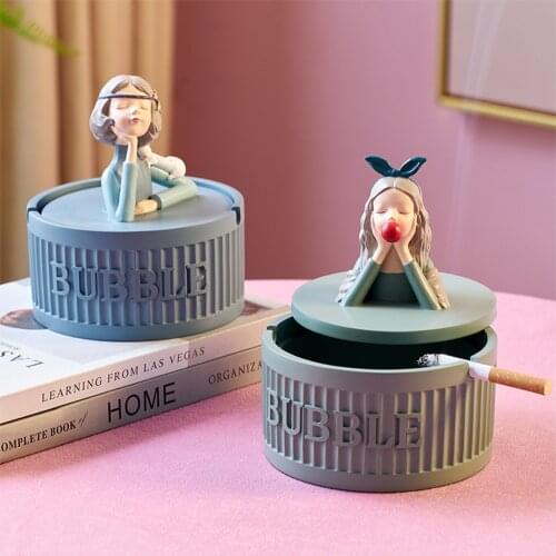 Resin Ashtray Girl Bubble Gum Decorative Modern Ash Tray Cute Ashtray Cigar Ashtray Lovely Art Creative Nordic Style Decoration