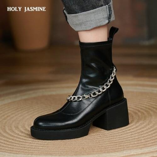 2021 New Genuine Leather Boots Square High Heels Autumn Winter Ankle Boots for Women Brand Chelsea Boots Fashion Chain Shoes