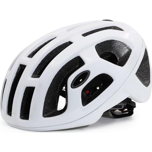 New Design Cycling Helmet Aerodynamics Road Comete Ultimate Helmet Pneumatic Helmet Men Sports Racing Road Cycling Helmet