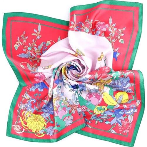 National wind in the spring and autumn story of the Forbidden City palace culture joker small squares decorative scarf