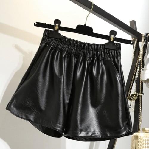 2020 New PU Leather Shorts Women Womens High Waist Black High Quality Short Pants with Pockets Loose Casual Boots Shorts