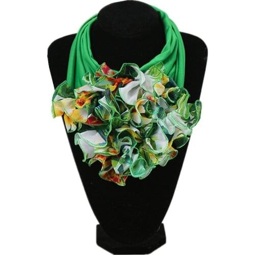 New Trend Women Scarf Floral Collar Scarf Luxury Big Flower Neckerchief Ring Neck Scarves Fashion Bandana Head Hijab For Ladies