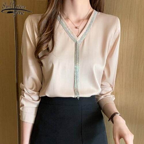 2021 Autumn New Korean Style All-match Tassel V-neck Satin Shirt Womens Long Sleeve Womens Shirt Autumn Chemisier Femme 10494