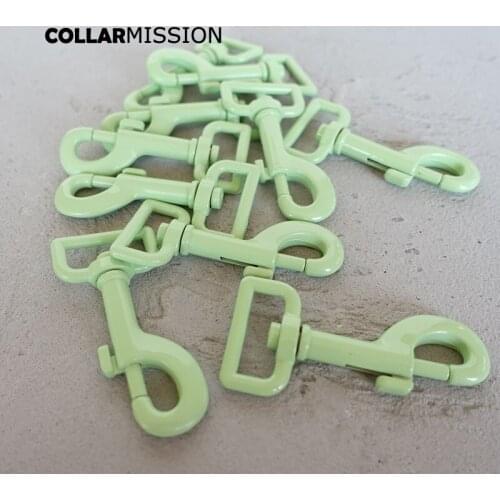 Metal green colored baking paint dog clip hook durable and strong swivel snap hook zinc alloy Diy accessories CPK25G