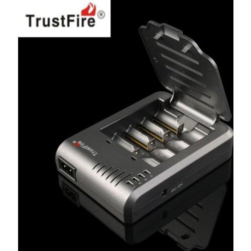 Trustfire Universal Charger TR-003 4P li-ion battery charger 18650/10430/10440/14500/CR123A/17500/17670