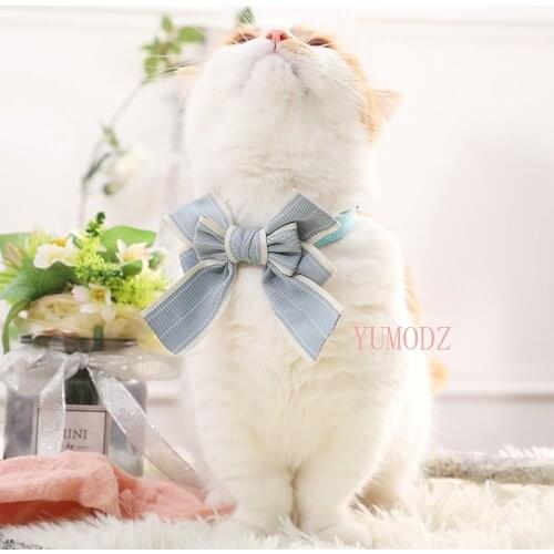 Pet accessories bow tie Dog retractable collar artistic cat collar supplies hand holding rope bow collar British style puppy