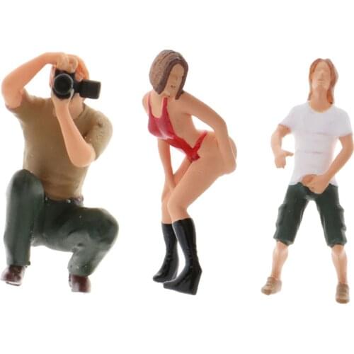 1:64Resin Tiny Miniature Figure Playset Train Scene Diorama Layouts Accessories