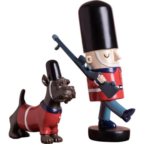 Vintage Resin Nutcracker Puppet Soldier Figurine Handmade Royal Guard Dog Model Home Decor Art and Craft Ornament Accessories