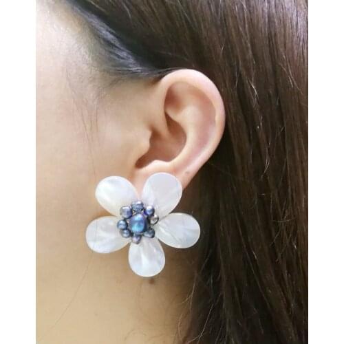 Women Jewelry Earring black natural pearl white shell handmade flower stud earrings natural shell pearl