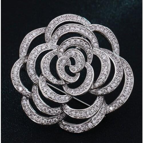 AAA Cubic Zircon Flower Brooches For Women Brand Bridal Pearl Accessory Women Copper Hijab Pins Accessory Flower Brooch Pendant