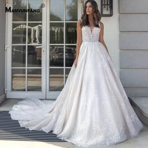 Custom Made V-Neck Sleeveless Embroidery Appliques Tulle Wedding Dress for Women High-End Backless Chapel Train Bridal Ball Gown