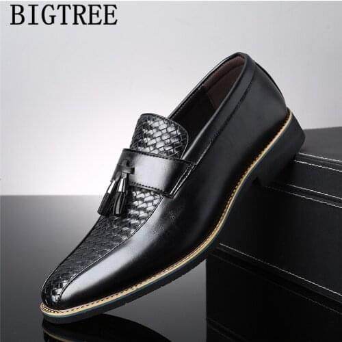 Loafers mens formal shoes leather men dress shoes fashion 2020 tassel men suit shoes plus size zapatos casuales de los hombres