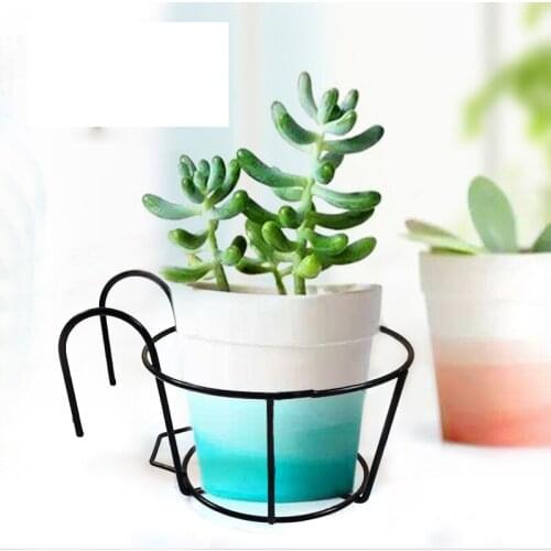 Decorative Modern Balcony Hanging Type Flower Rack Garden Iron Structure Strong Practical Container Wall Hanging Balcony Durable