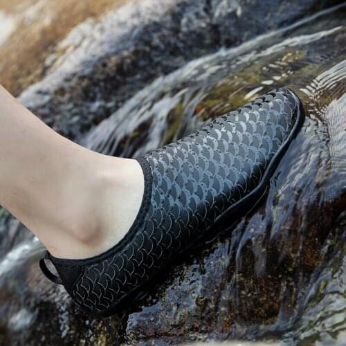 Lightweight Aqua Shoes For Man Quick Dry Swim Woman Water Sneakers Upstream Flat Shoes Outdoor Slip-on Beach Sneakers 5z