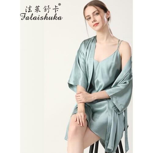 16 momme 100% mulberry silk Elegant green women robes gown sets spaghetti strap sexy nightdress robes women sleepwear S5693