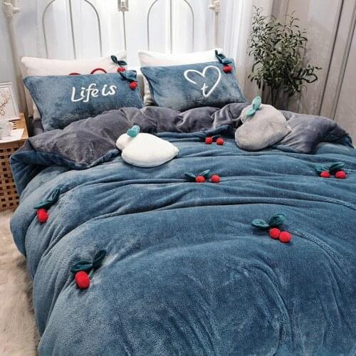 Applique Bedding Sets Simulation cherry Bed Set Advanced Velvet Bedding blue bed linen Home textile single/double bed Quilt bud