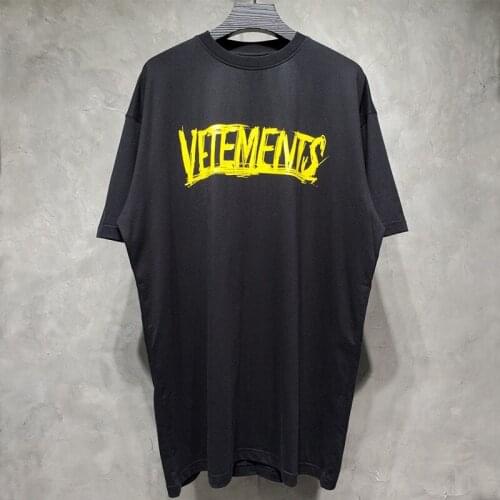 Yellow Graffiti Letters Oversize Vetements T shirt Men Women 1:1 Top Quality World Tour City Coordinates Vetements Tees T-shirts