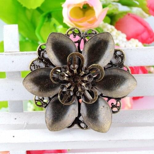 MIAOCHI Retail 2Pcs Antique Bronze Filigree Flower Wraps Connectors Embellishments Crafts Gift Decoration DIY 4.5x4.2cm