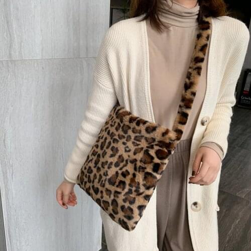 Leopard Plush Shoulder Bags Vintage Tote Bag Durable Eye-catching Fluffy Plush Messenger Bag for Travel Festival Shopping сумка