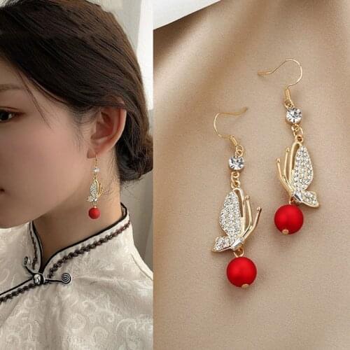 New Trendy Ear Hooks Korea Red Temperament High Sense Atmosphere Butterfly Shiny Earrings Earrings Female Jewelry Gifts