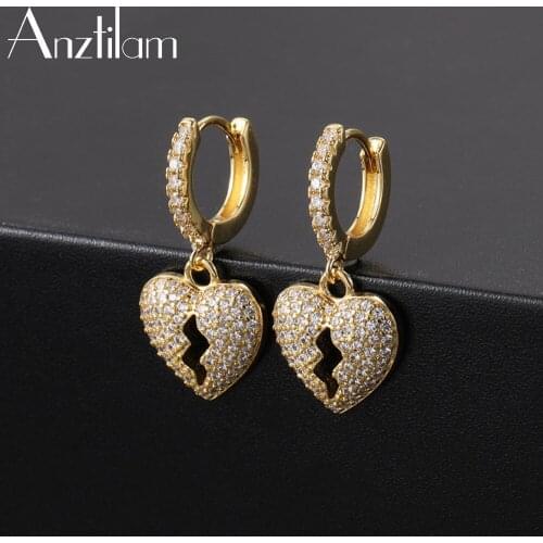 Hip Hop Paved Setting AAA CZ Stone Bling Iced Out Stud Earring Male Heart Earrings for Women Rapper Ear Jewelry Drop Shipping