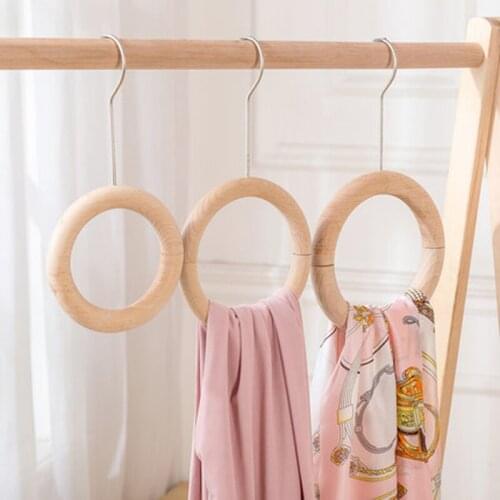 5pcs/lot 14cm Beech Wood Round Scarf Hanger Wall Mounted Towel Ring Wooden Belt Hangers Bathroom Bedroom Wardrobe Living Room