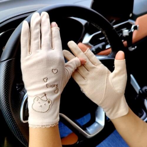 2021 New Summer Embroidery Heart Lucky Words Fingerless Cotton Anti-ultraviolet Non-slip Thin Sunshade Driving Gloves for Women