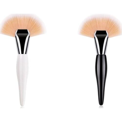 1 Piece Fan Shape Powder Concealer Blending Brush Professional Foundation Cosmetic Brush Make Up