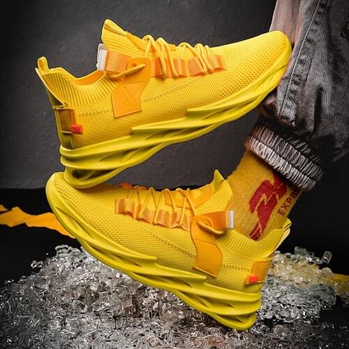 Fashion Men Shoes Portable Breathable Lightweight Running Shoes Blade Outdoor Sneakers Comfortable Walking Casual Shoes