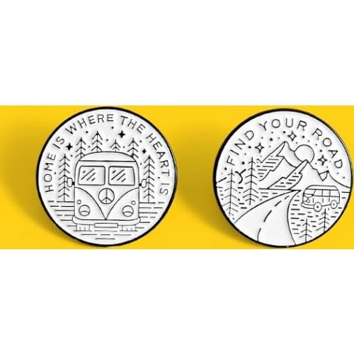 Simple Retro Bus Pin Brooch Badge Cute Cartoon Lapel Pin Accessories denim clothes bag hat jewelry gift for friend