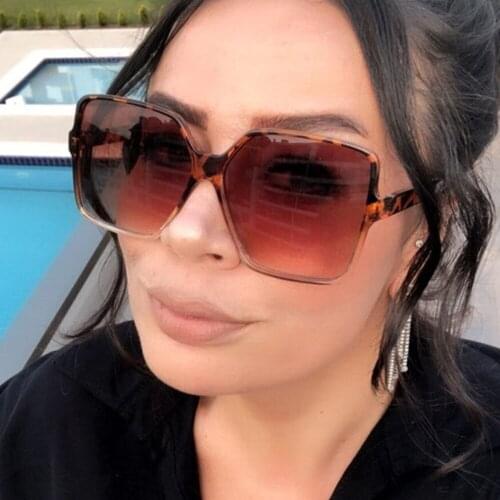 Unisex Luxury Sun Glasses Retro Big Frame Oversized Square Sunglasses Women Men Fashion Cycling Shades UV Protection Eyeglasses