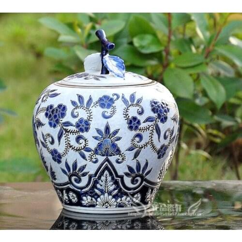 Guci Jingdezhen ceramic cover cans antique blue white porcelain apple storage tank sugar cans tea pots foreign trade porcelain