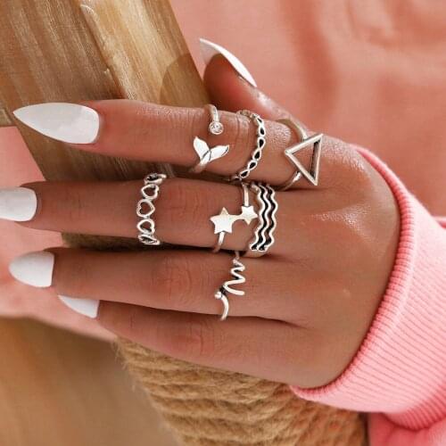 Pack of 7 Creative Knuckle Rings With Metal Embossed Leaf /Star/ Wave /Heart-Shaped Design in Burnished