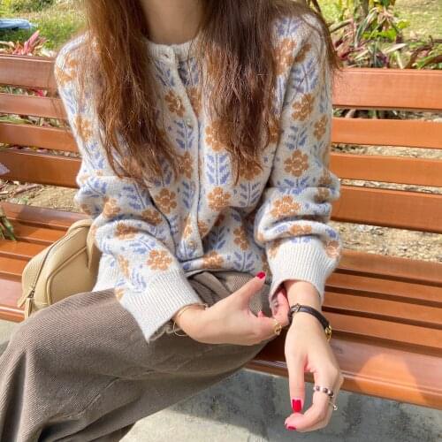 Women 2021 Spring Autumn New Print Short Knitted Coats Female Loose Sweater Jackets Ladies Single Breasted Cardigans Femme Y424