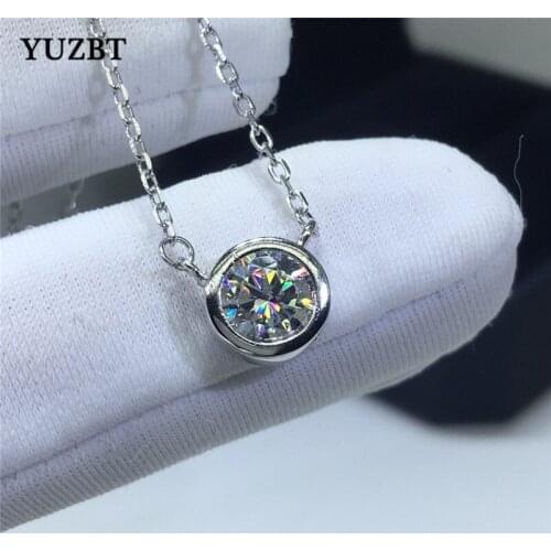18K White Gold Plated 1 Carat Excellent Cut Diamond Test Past D Color Moissanite Round Bubble Cut Gemstone Pendant Necklace Gift